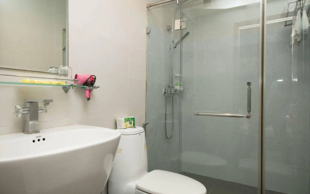 Saigon Charm Hotel