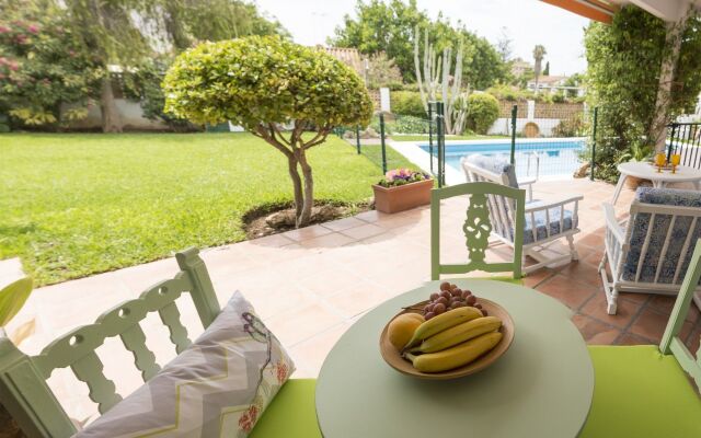 Living4Malaga Villa Miraflores