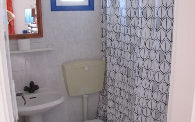 Studio Apartment Perivolos
