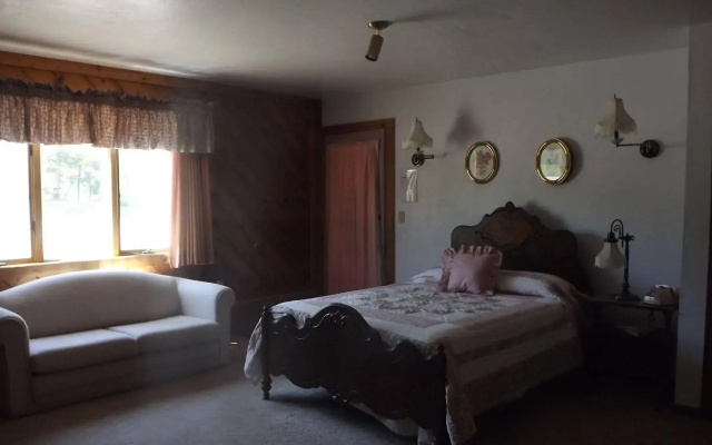 White Birch Inn
