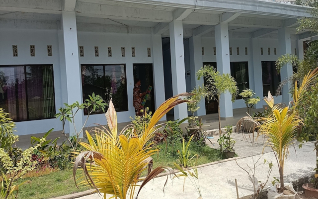OYO 93638 Lotus Guest House