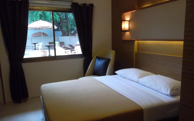 Honey Lodge
