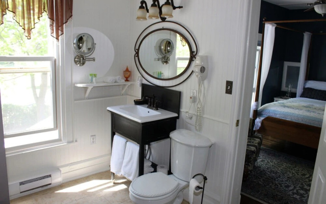 Green Oaks Bed and Breakfast
