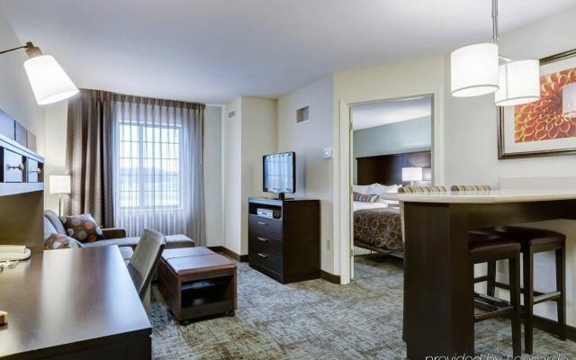 Staybridge Suites O'Fallon Chesterfield by IHG