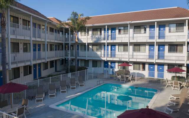 Motel 6 Carpinteria, CA - Santa Barbara - North