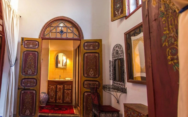 Eden Meknes