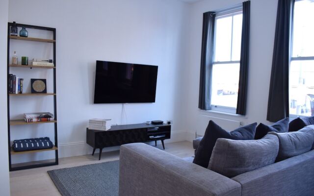 Spacious 1 Bedroom Apartment in Clapham
