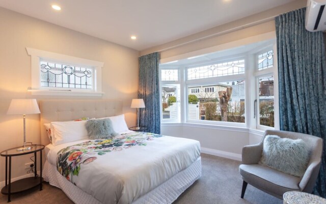 Sunny & Spacious Character Villa