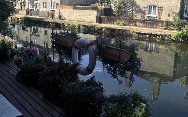 Hertford - Apartment - Sleeps 2 - 92ws - Garden