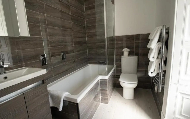 Skeabost Hotel