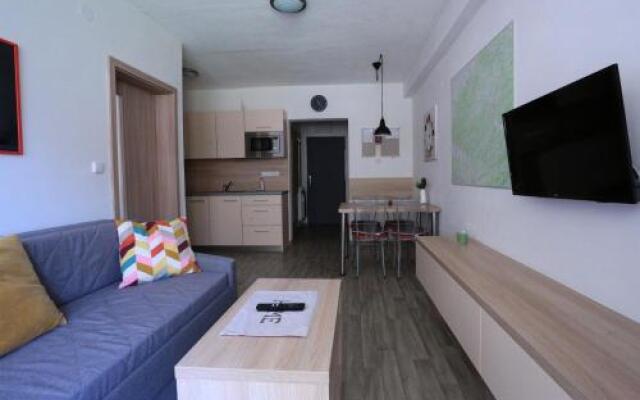 Apartman 13 Vsemina