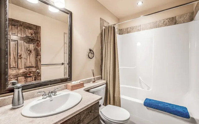 Southpoint 25 Two Bdrm Ski In Out HotTub