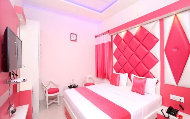 OYO 16341 Hotel C7
