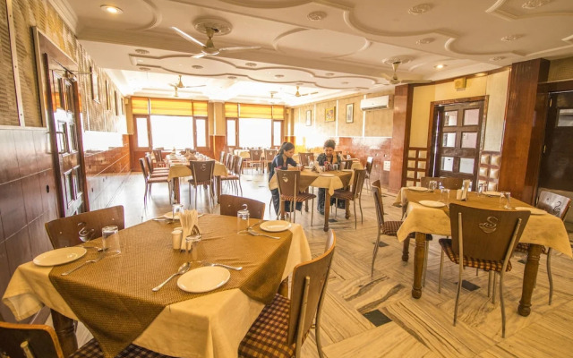 WOW STAYZ2 Hotel Jahanvi Dale