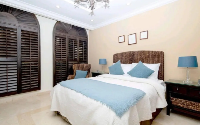 Beautiful 7 Bedrooms Villa A10 - Villas_and_Bungalows in ดูไบ - Photo 5