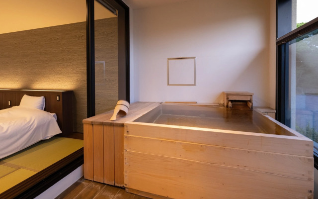 Ito Palace Hotel