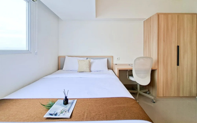 Comfy And Relaxing Living In Studio At Apartment Cisauk Point – Guest Rooms – Legok