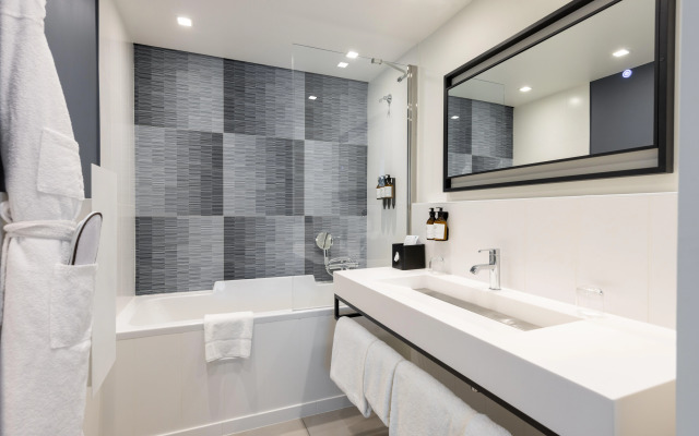 Hotel Indigo Cagnes-sur-Mer by IHG