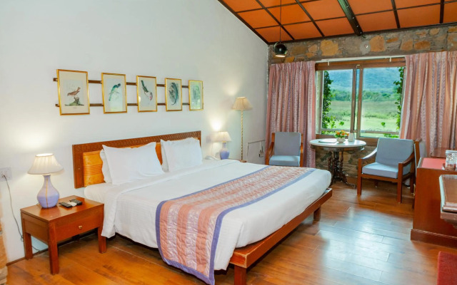 Shikarbadi Hotel