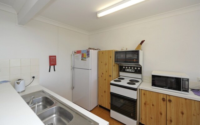 The Crest, Unit 5/6-8 Tomaree Road