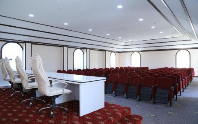 Conference Hotel "Sipehr"