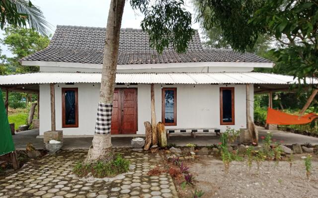 OYO 90279 Wartawan De Mansion