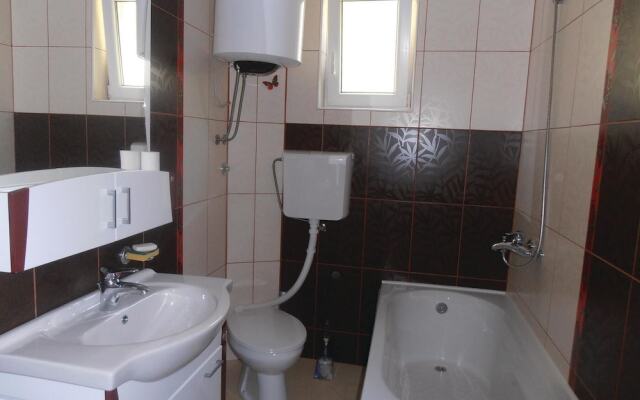 Amazing Home in Herceg Novi With Wifi and 3 Bedrooms