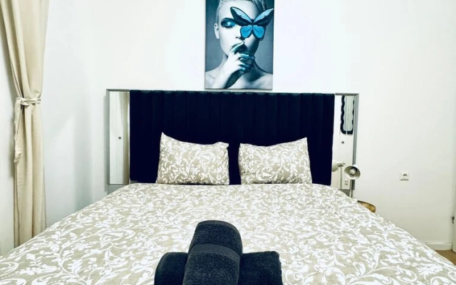 Stylish 4BR Apt Near Westbahnhof
