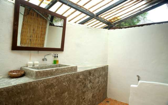 Mayalay Resort-Green Hotel