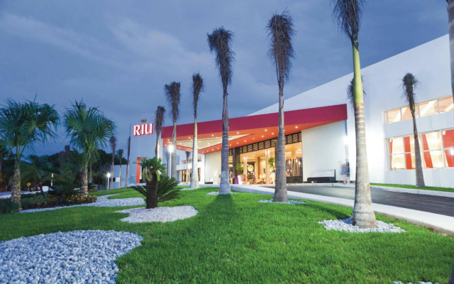 Hotel Riu Playacar - All Inclusive