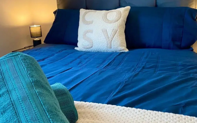 2BR City Side House in Belfast