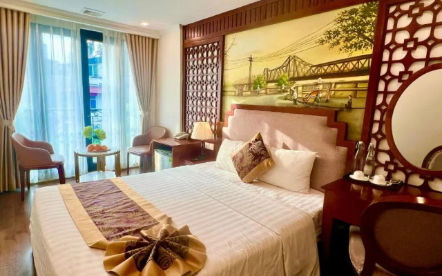 DE LA SOIE Hotel & Travel