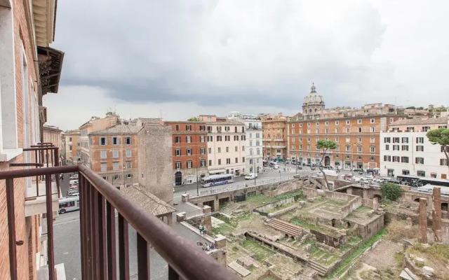 Rental in Rome Ancient Rome View