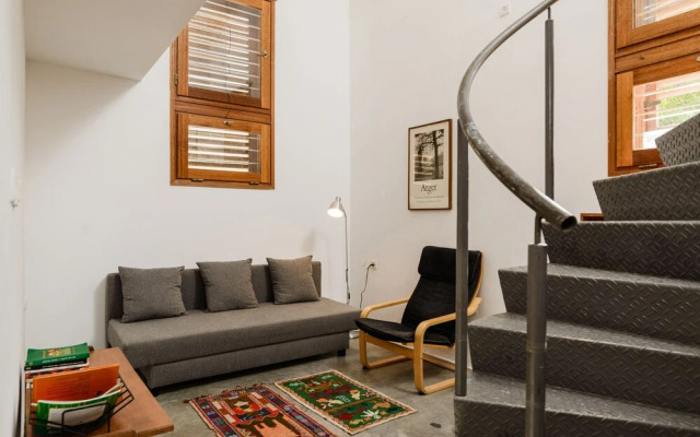 Secret Garden by TLV2RENT