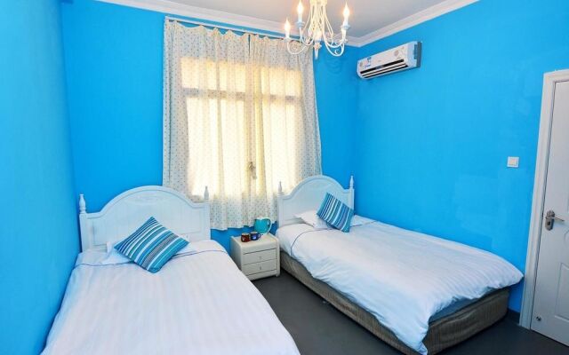 In Love With the Blue Sea Inn