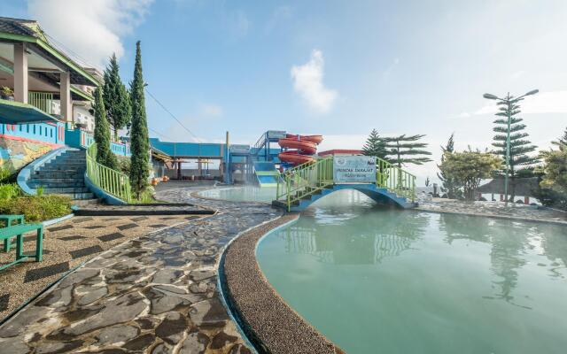 OYO 705 Puncak Darajat Resort