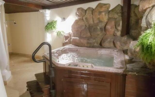 Cunucu Villa with Private Jacuzzi