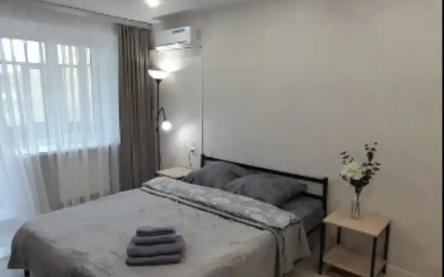 Apartments on Lushnikova street 4