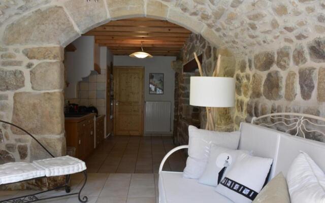 Gîte Montarcher, 4 pièces, 6 personnes - FR-1-496-11