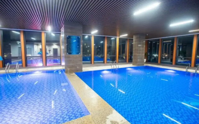 Peace Hotel Ha Long