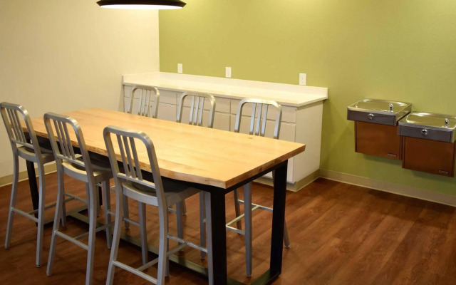WoodSpring Suites Las Colinas - Northwest Dallas