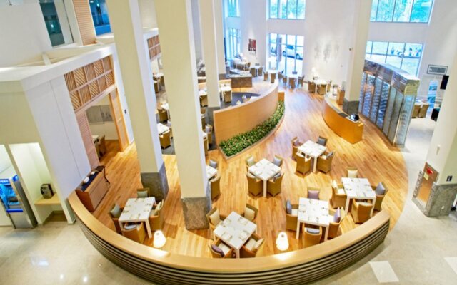 Phoenix Island Ocean Star Resort