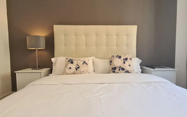 Walk to Camp NOU - Wi-fi AC 3 Bed by Myrentalhost