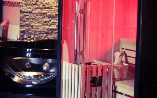 Loft 47 Spa