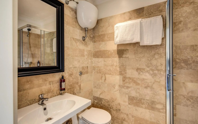 Hotel Domus Mea