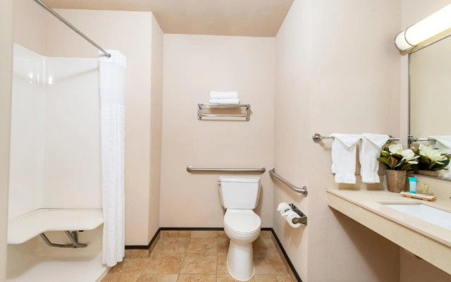 Hotel Chino Hills