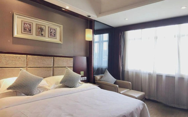 Shen Long Media Hotel