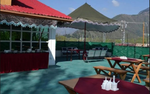 Hotel Green Leaf
