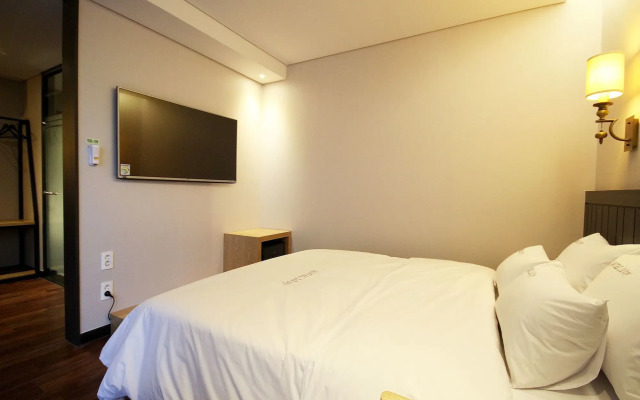 2day Hotel