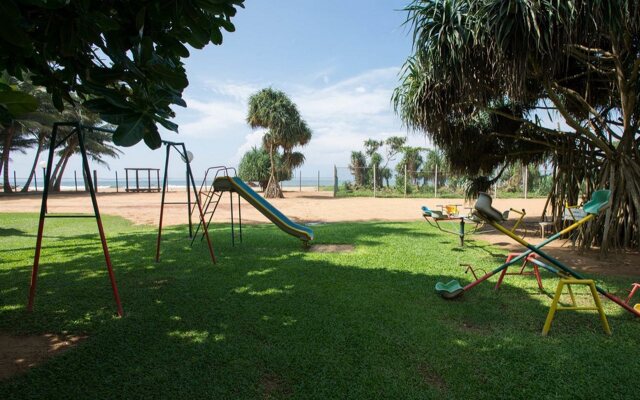 Mermaid Hotel & Club